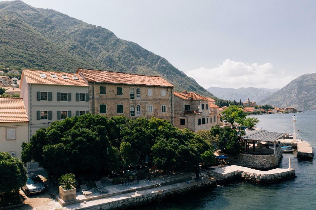 Bed and Breakfast Palazzo Sbutega à Kotor Extérieur photo